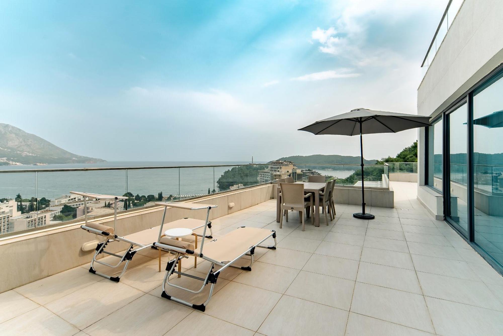 Budva Gate Penthouse Exterior photo