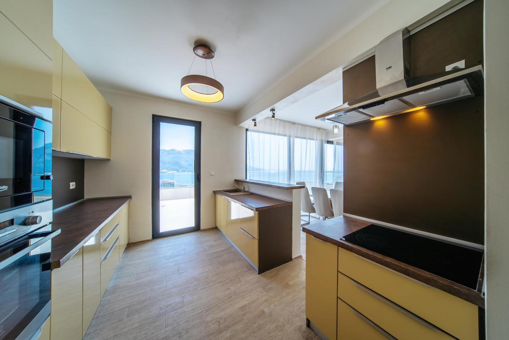 Budva Gate Penthouse Exterior photo